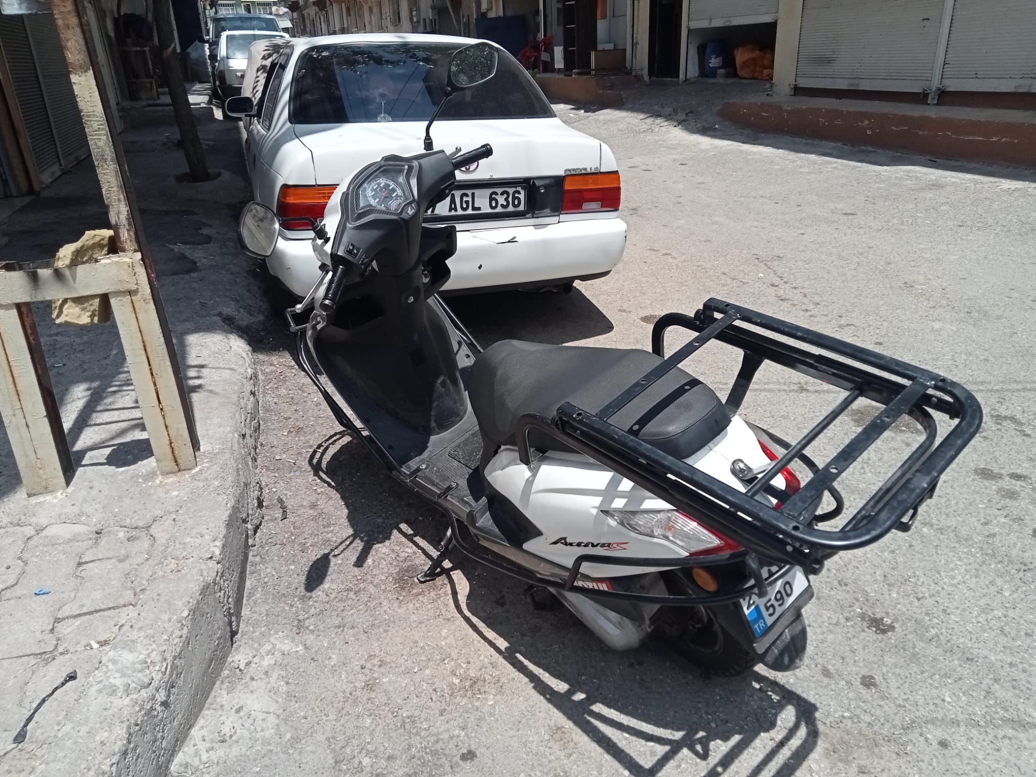 Motor Resmi